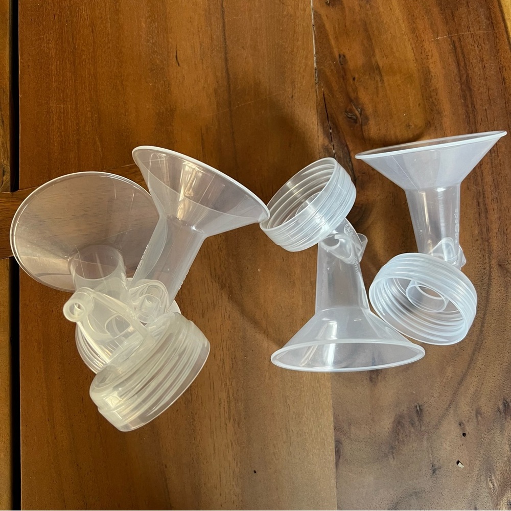 Unused Spectra 24mm Breast Pump Flanges (4)